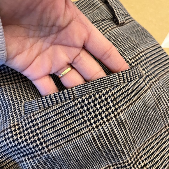 LL Bean Classic Fit dress pants size10 inseams 29 inches - Picture 5 of 10